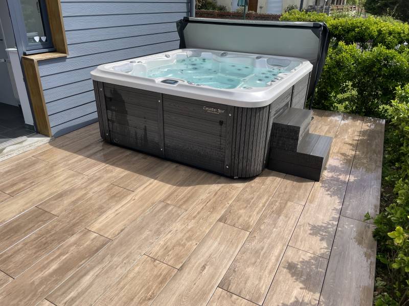 Découvrez le Spa DELPHINA ROYAL de Canadian Spa International®